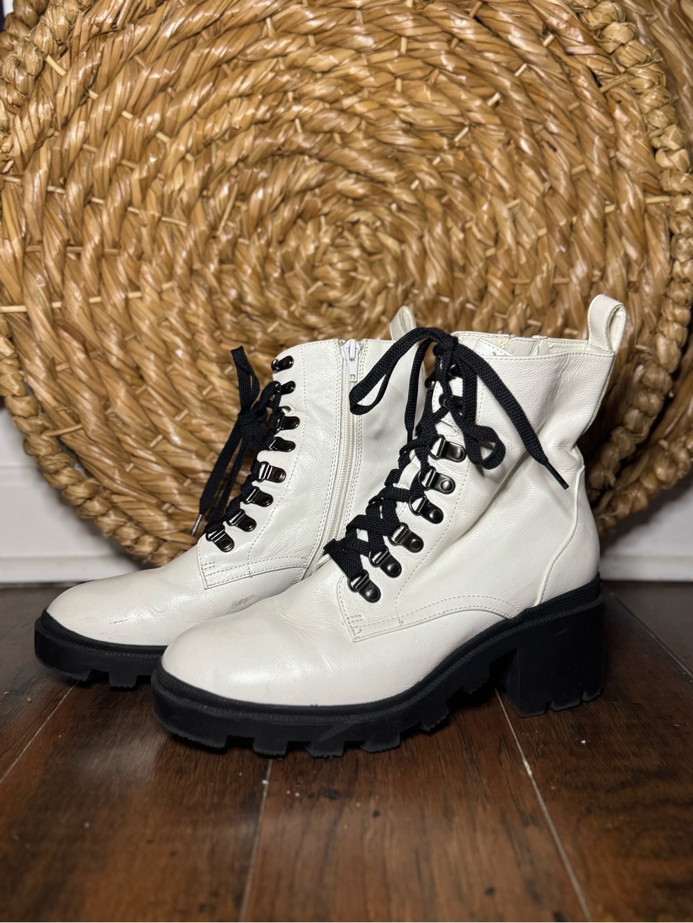 BP. Taylor-Lea White Leather Platform Combat Boots (Size 8.5)